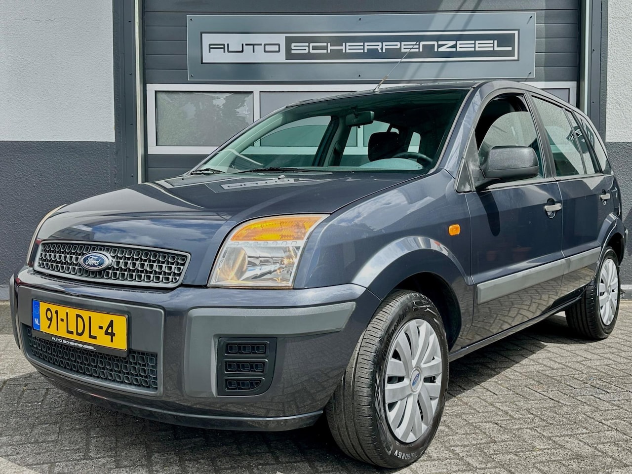 Ford Fusion - 1.4-16V Cool & Sound I AIRCO I RUIM I NL AUTO - AutoWereld.nl