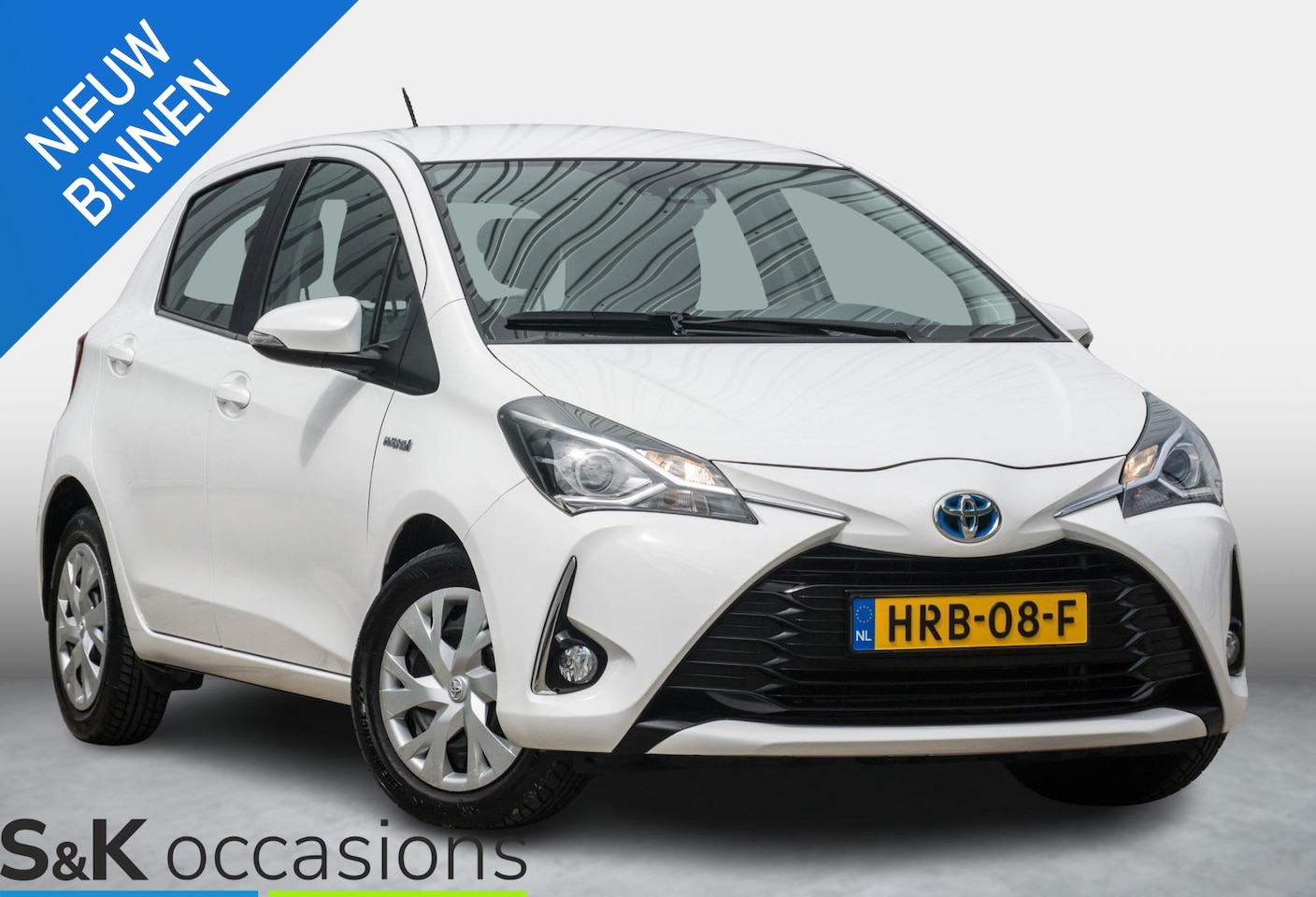 Toyota Yaris - 1.5 Hybrid Dynamic 10 jaar garantie - AutoWereld.nl