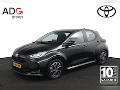 Toyota Yaris - 1.5 Hybrid Dynamic | Trekhaak | Navigatie | Led Verlichting | Keyless Entry |