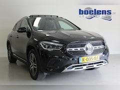 Mercedes-Benz GLA-Klasse - 250 e Business Solution Luxury Limited | PANO-DAK | NAVI | WEGKL-TRHAAK | 18'LMV | CAMERA