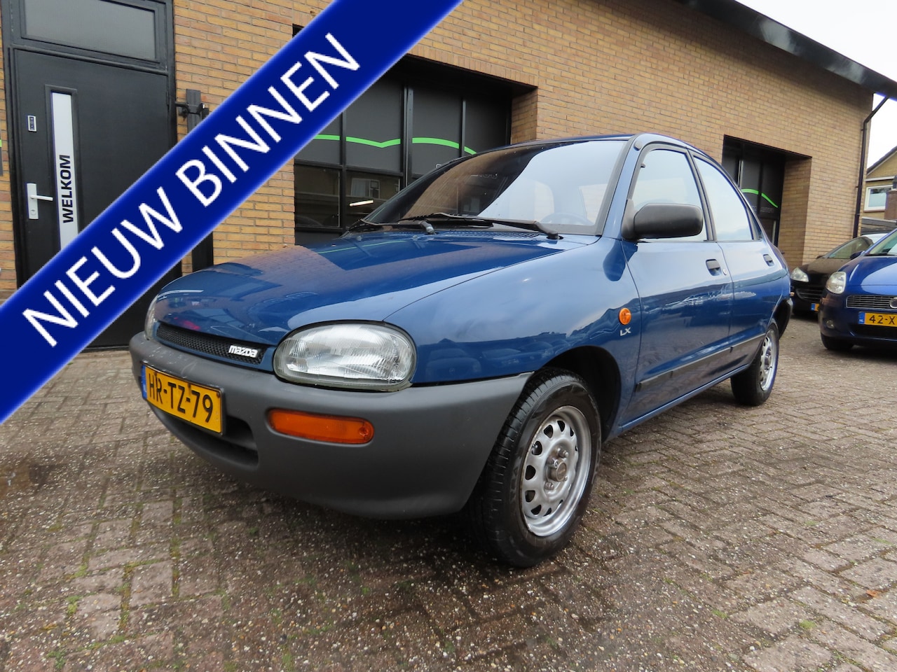 Mazda 121 - 1.3i LX 5 Drs Trekhaak***Zuinige Auto***Apk t/m 28-10-2026*** - AutoWereld.nl