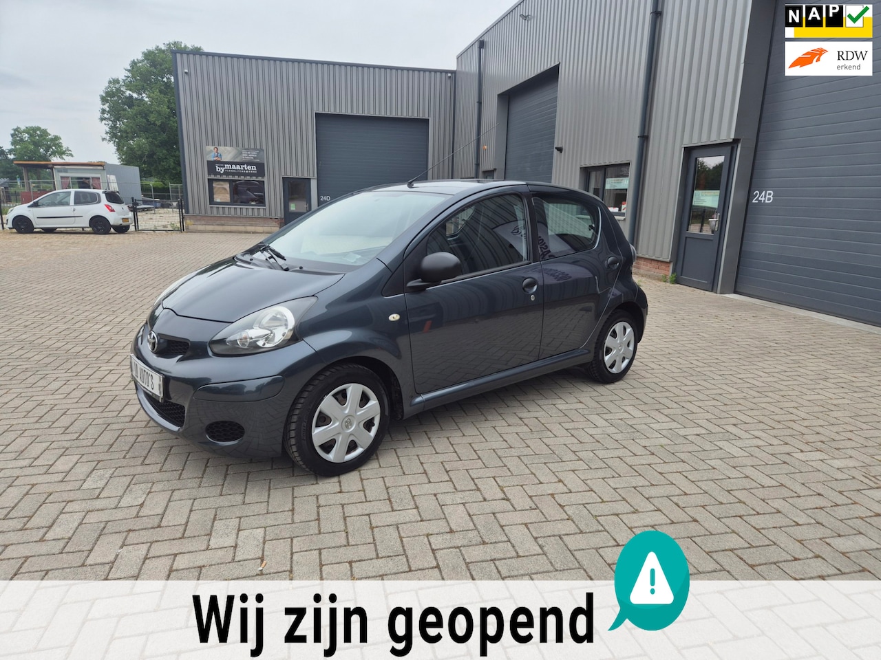 Toyota Aygo - 1.0-12V Access TOP OCCASION 1e EIGENAAR - AutoWereld.nl