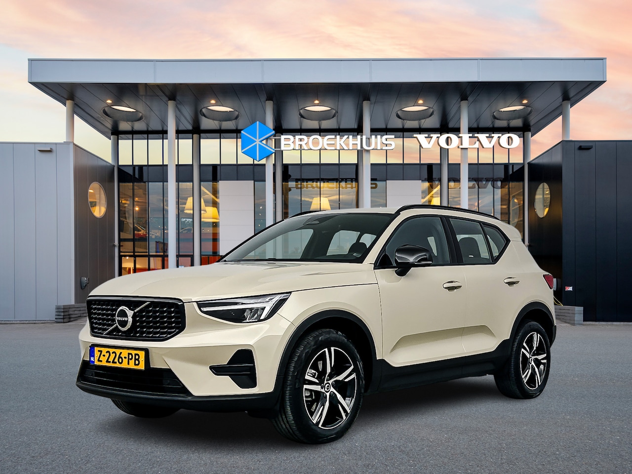Volvo XC40 - B4 Plus Dark - AutoWereld.nl