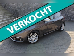 Peugeot 208 - 1.2 PureTech Signature Navi Dab+ Carplay cruise control