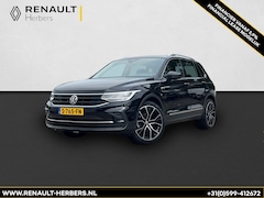 Volkswagen Tiguan - 1.5 TSI Life Business CAMERA / 20 INCH / ELECTR. TREKHAAK / ELECTR. KOFFERDEKSEL