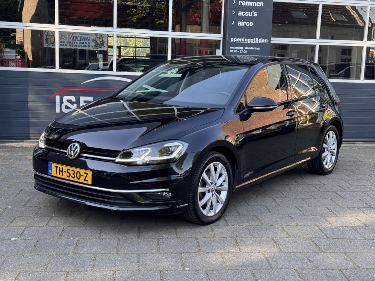 Volkswagen Golf - 1.5 TSI HL Bns R - AutoWereld.nl
