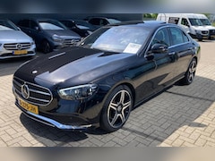Mercedes-Benz E-klasse - 300 Exclusive Line Pano | Memory | Distronic | Dodehoek | Multibeam LED | Standkachel | VOL!