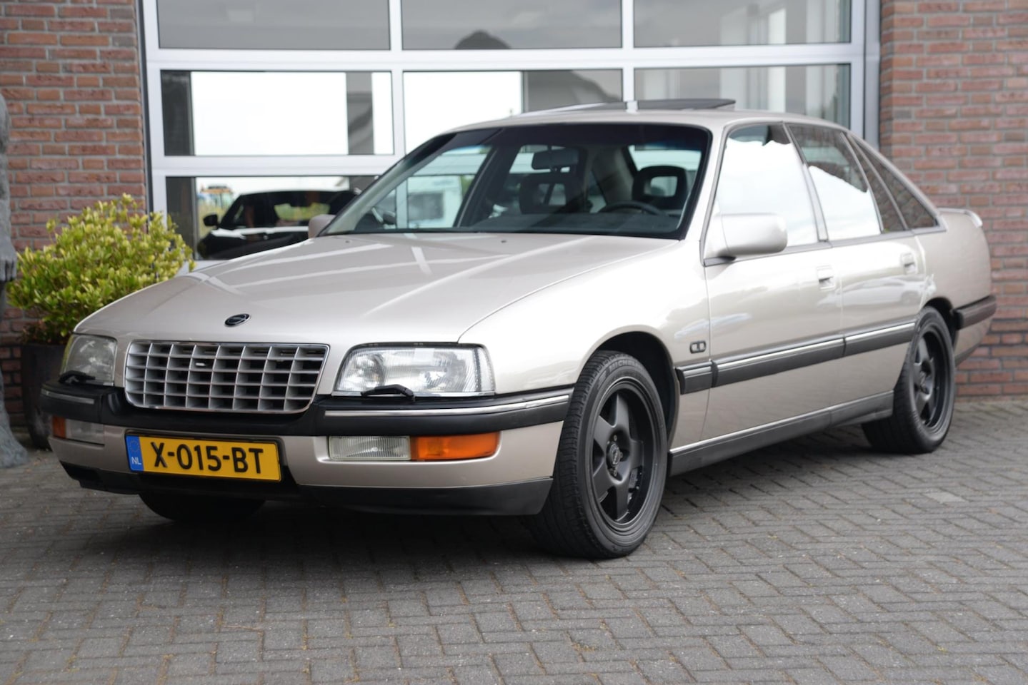 Opel Senator - 3.0E 24V | leder | Schuifdak | - AutoWereld.nl