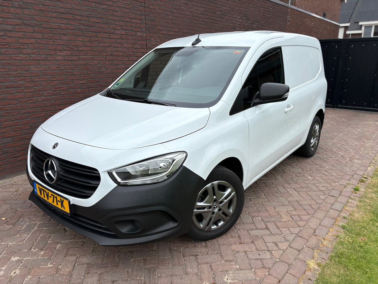 Mercedes-Benz Citan - 108 CDI Pro 3-Zits Airco Cruise Parkeersensoren - AutoWereld.nl