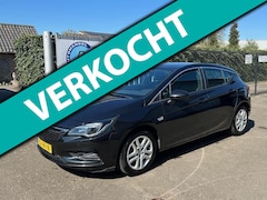 Opel Astra - 1.0 Business+ SCHADE R. ZIJDE