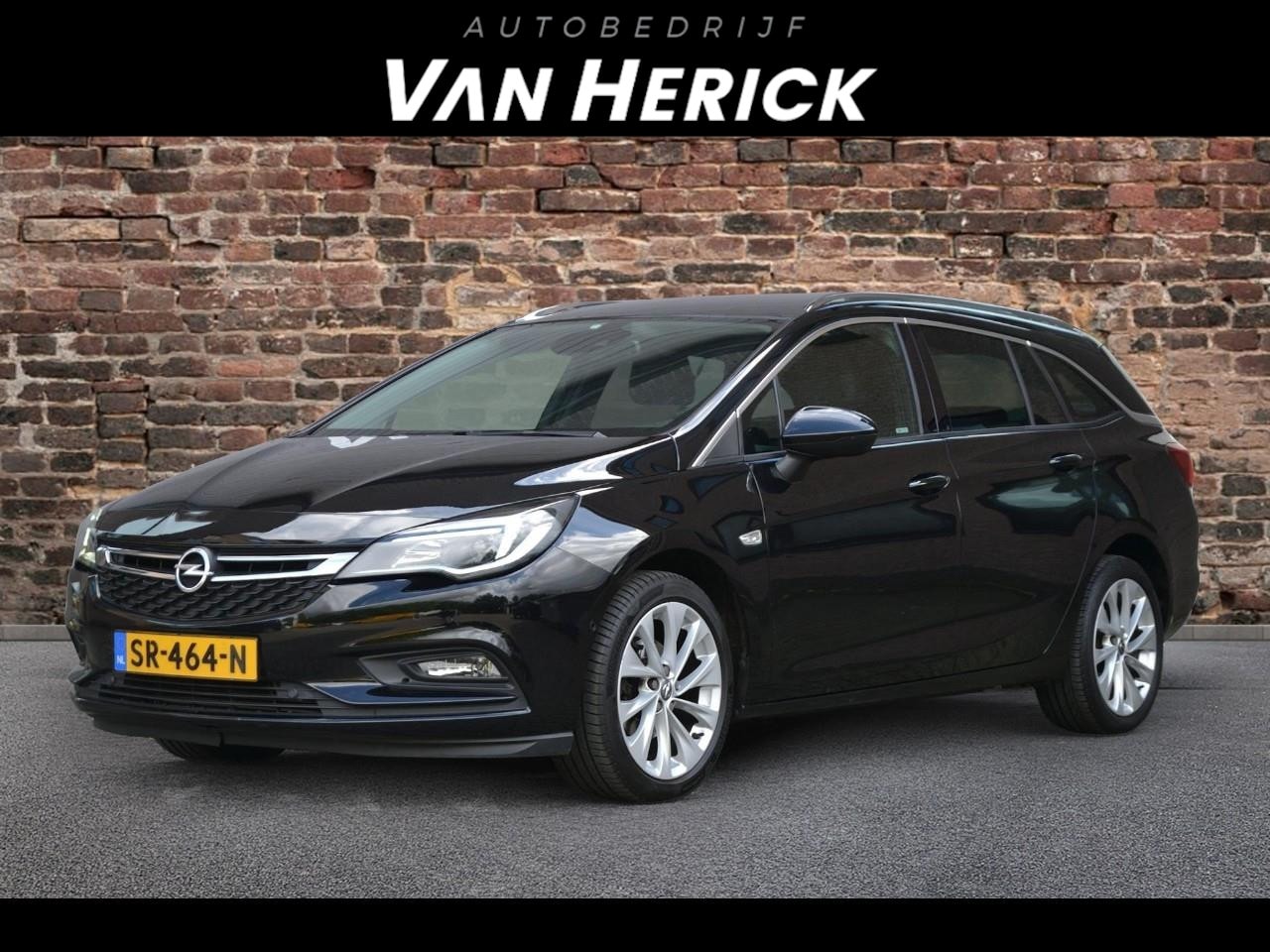 Opel Astra Sports Tourer - 1.4 Innovation 150PK | Cruise | Camera | Navi - AutoWereld.nl