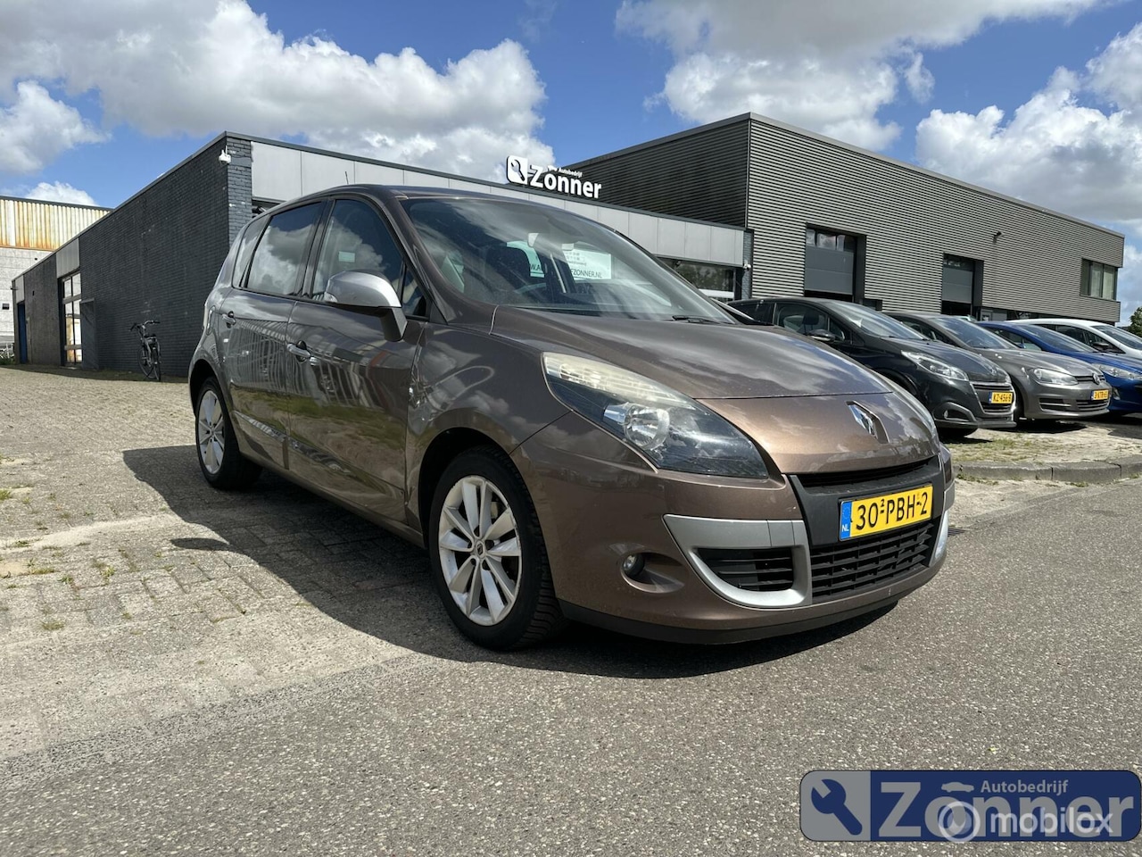 Renault Scénic - 1.6 Dynamique E85 1.6 Dynamique E85 - AutoWereld.nl