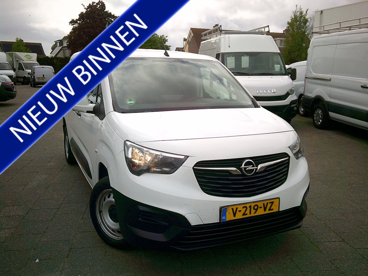 Opel Combo - 1.6D L2H1 Edition VOORZIEN VAN AIRCO+CRUISE!! LENGTE 2 !!!! - AutoWereld.nl