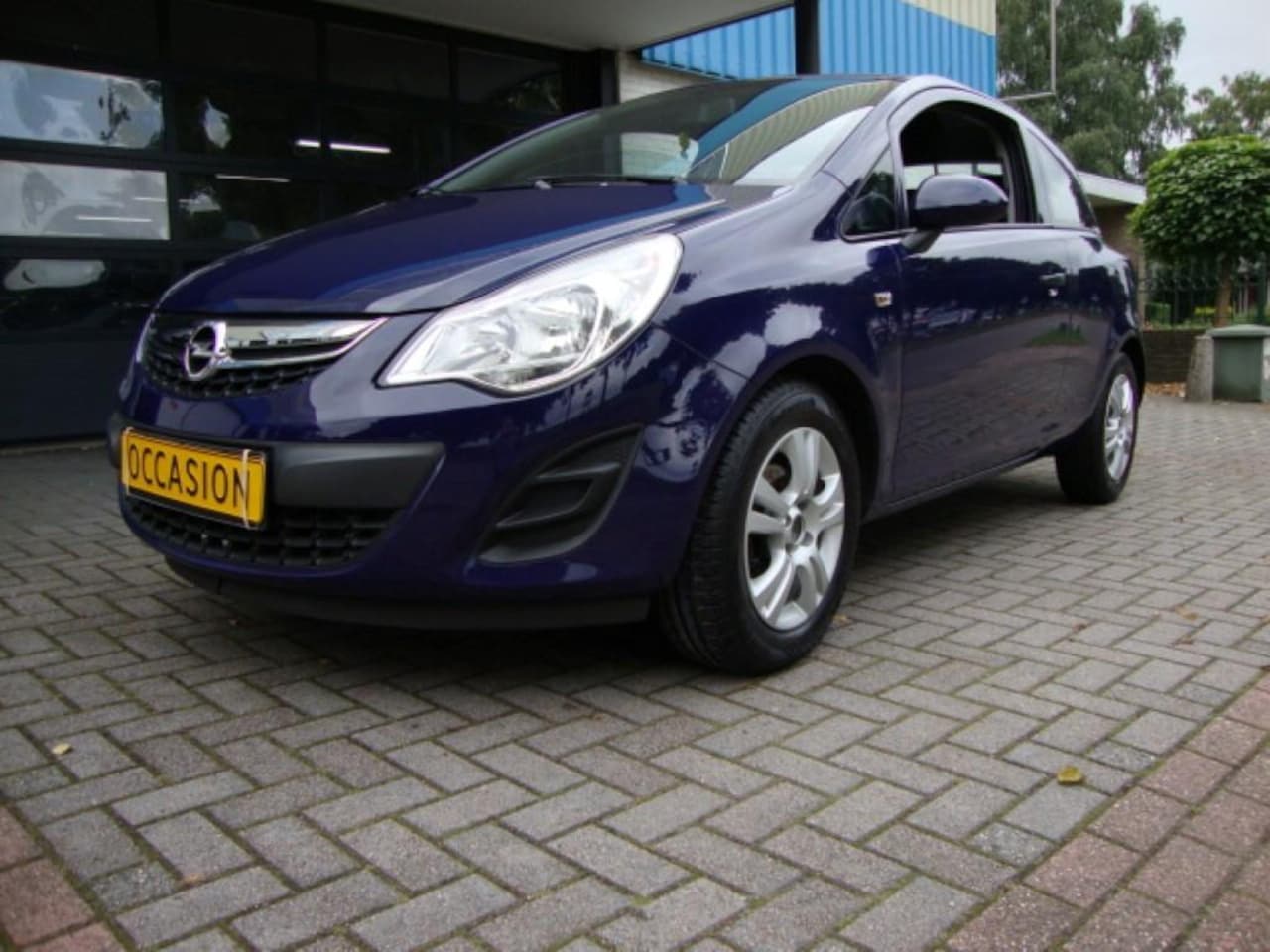 Opel Corsa - D 1200i 16V 3 DEURS AIRCO - AutoWereld.nl