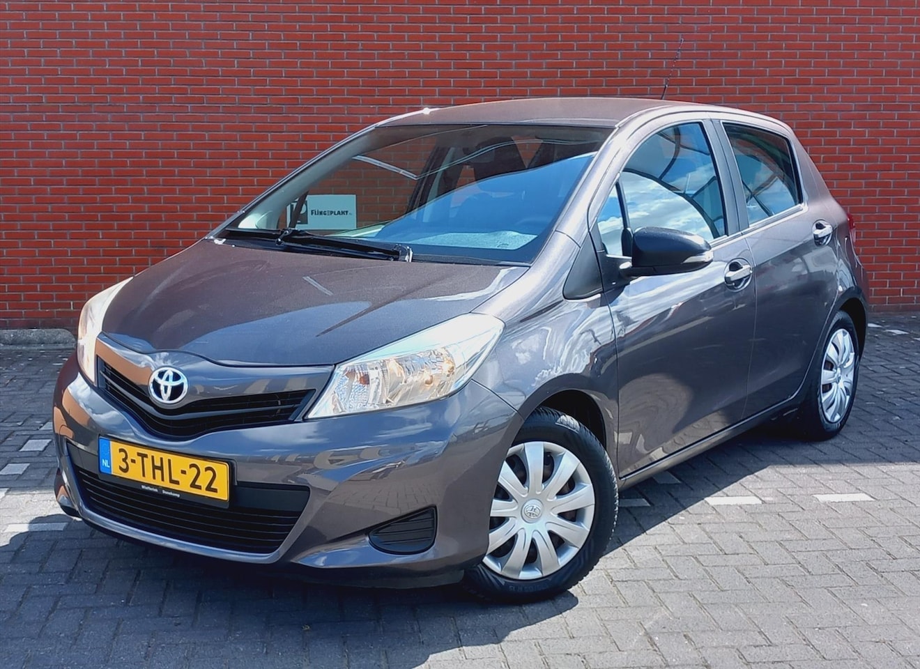 Toyota Yaris - 1.0 12v VVT-i 69pk 5D Comfort Airco - AutoWereld.nl