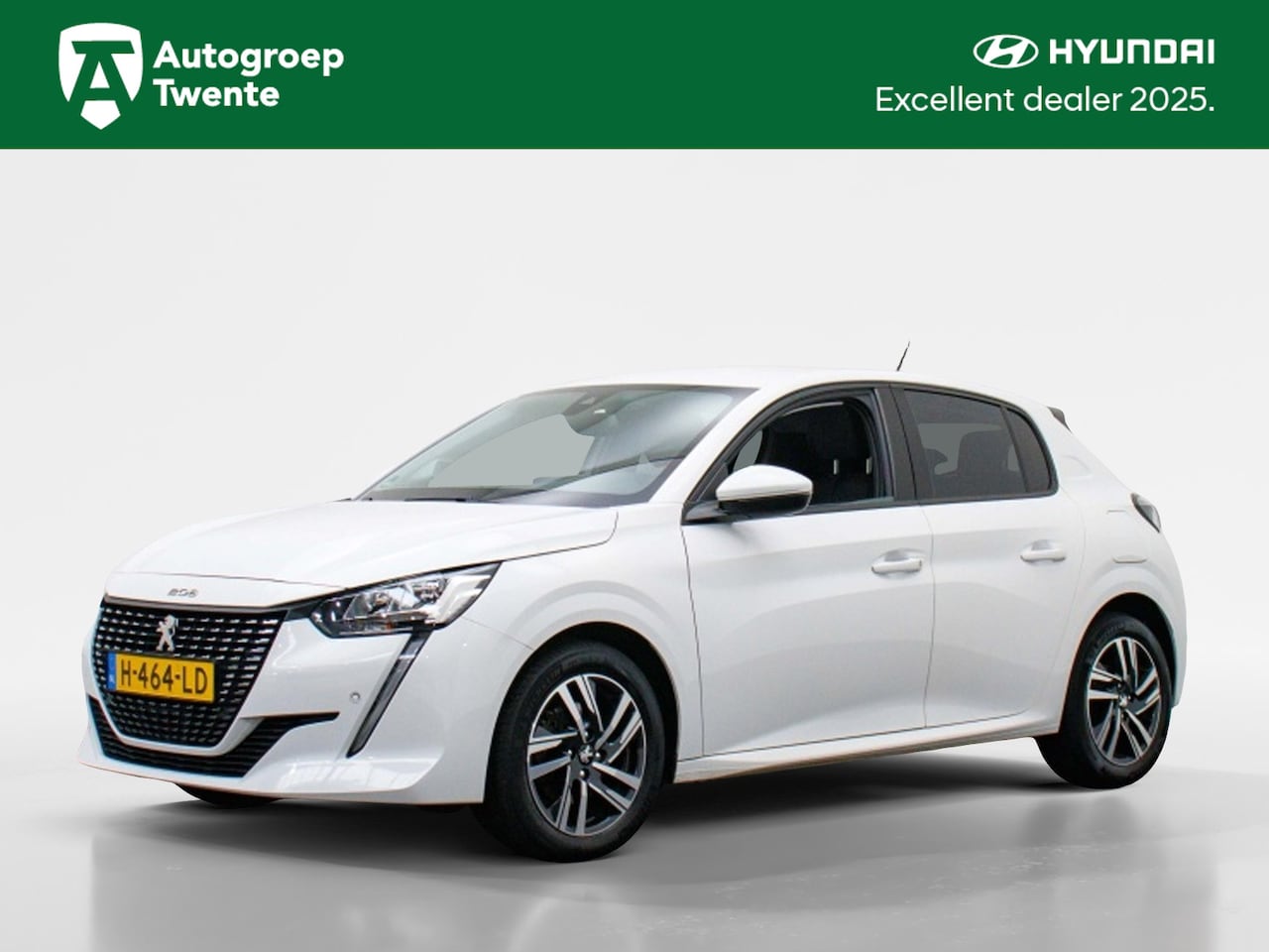 Peugeot 208 - 1.2 PureTech Allure | Navigatie | Camera - AutoWereld.nl