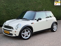 MINI Cooper - 1.6 Chili /AIRCO IJSKOUD/CRUISE/LAGEKM/RIJDTSUPER/