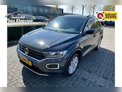 Volkswagen T-Roc - 1.5 TSI Sport Plus Business R Automaat Virtual cockpit
