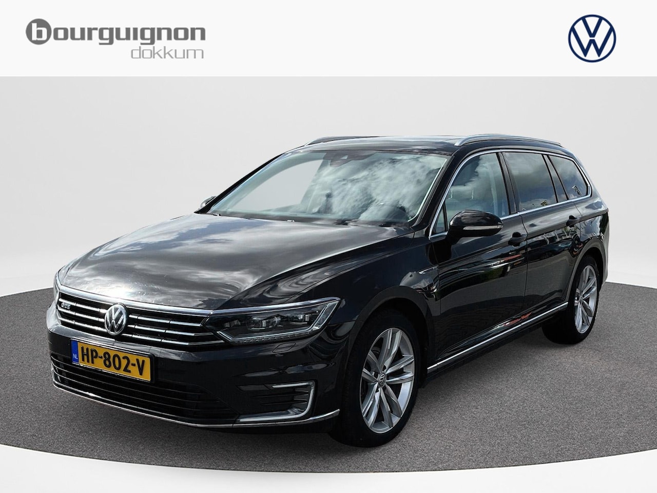 Volkswagen Passat Variant - 1.4 TSI GTE Highline | Pano | Trekhaak | ERGO | Elec. klep | - AutoWereld.nl