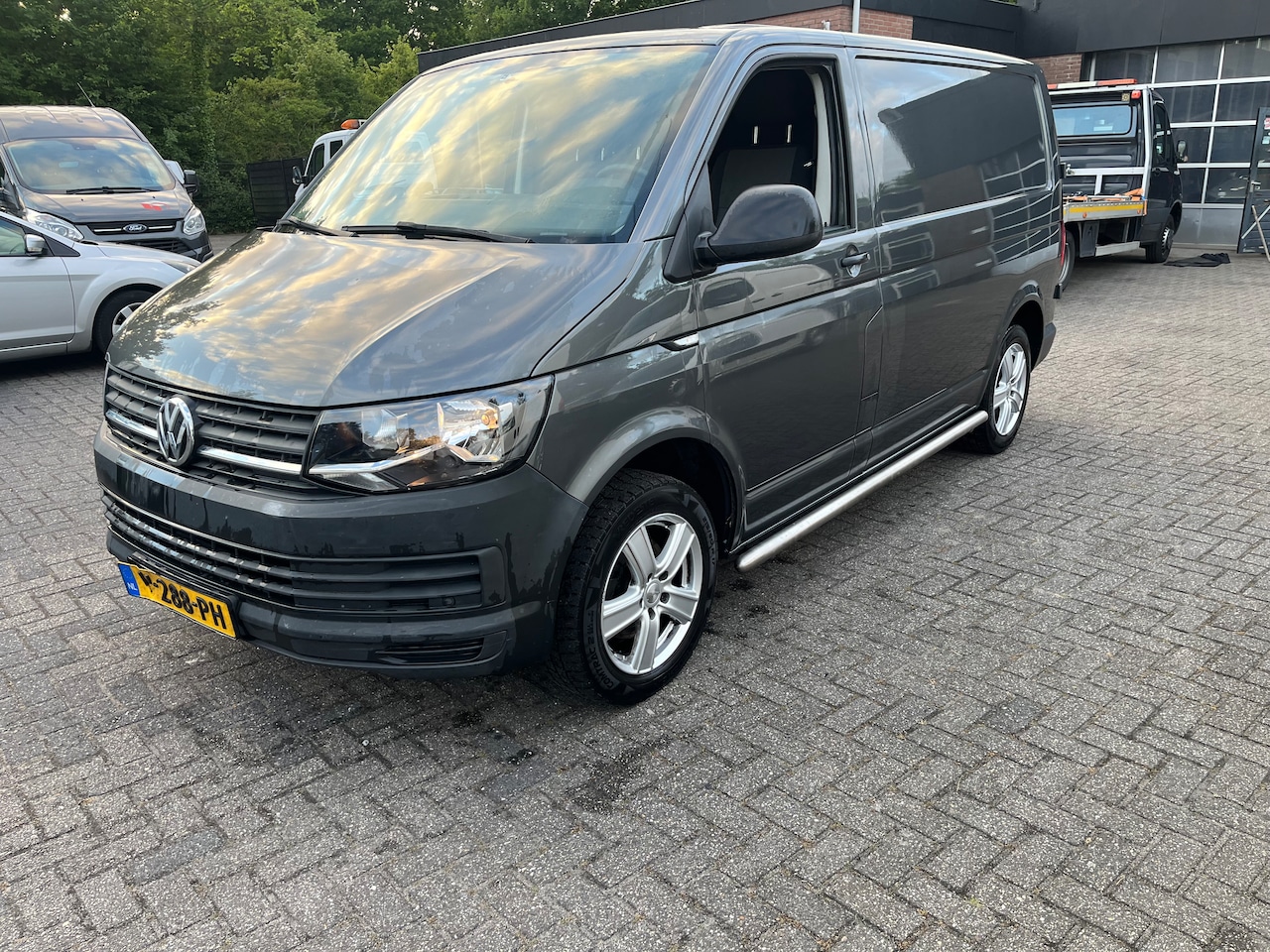 Volkswagen Transporter - 2.0 TDI L1H1 Comfortline SPORTVELGEN METALIC  FACELIFT - AutoWereld.nl