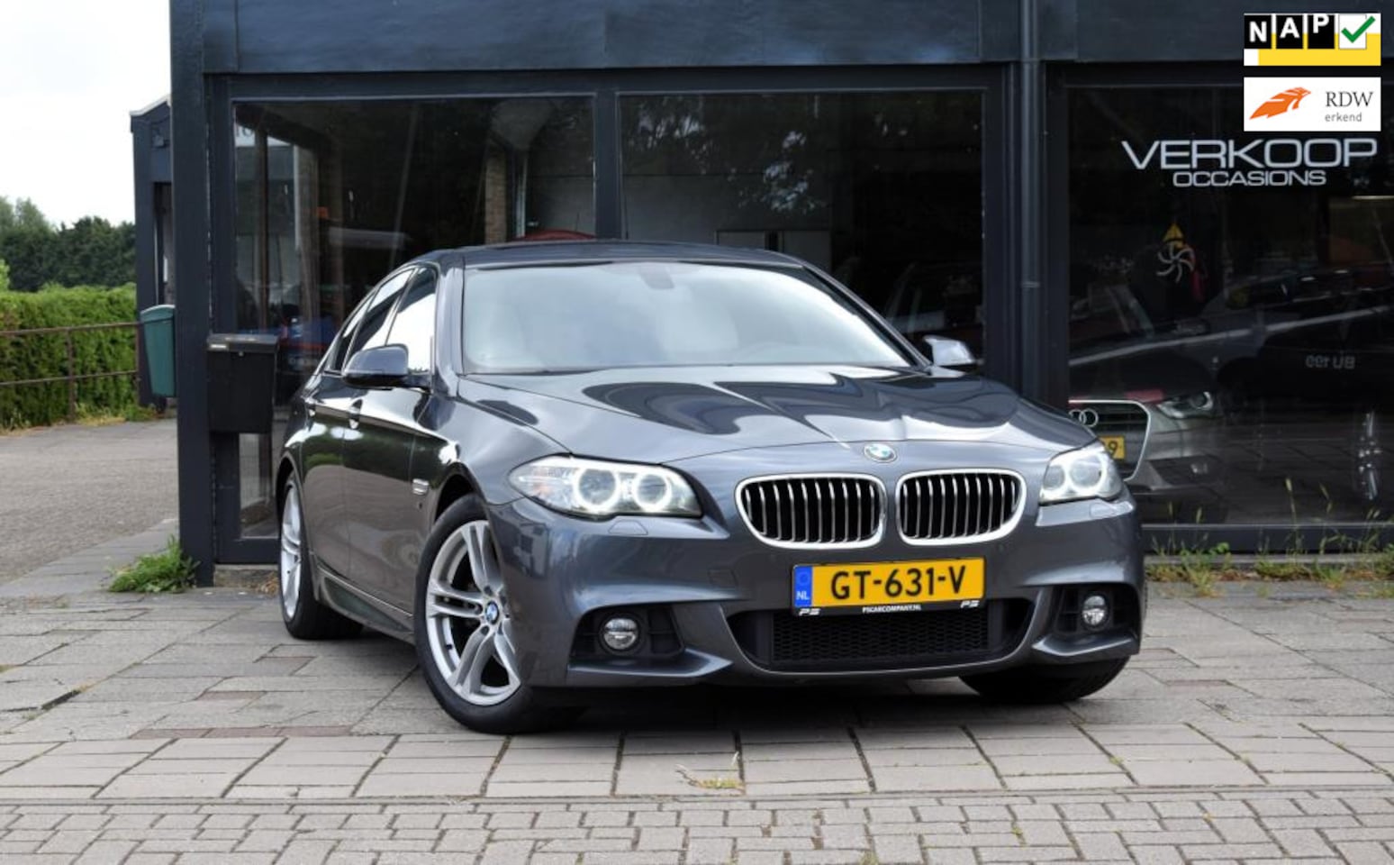 BMW 5-serie - 520i M Sport Edition High Executive Schuifdak - AutoWereld.nl