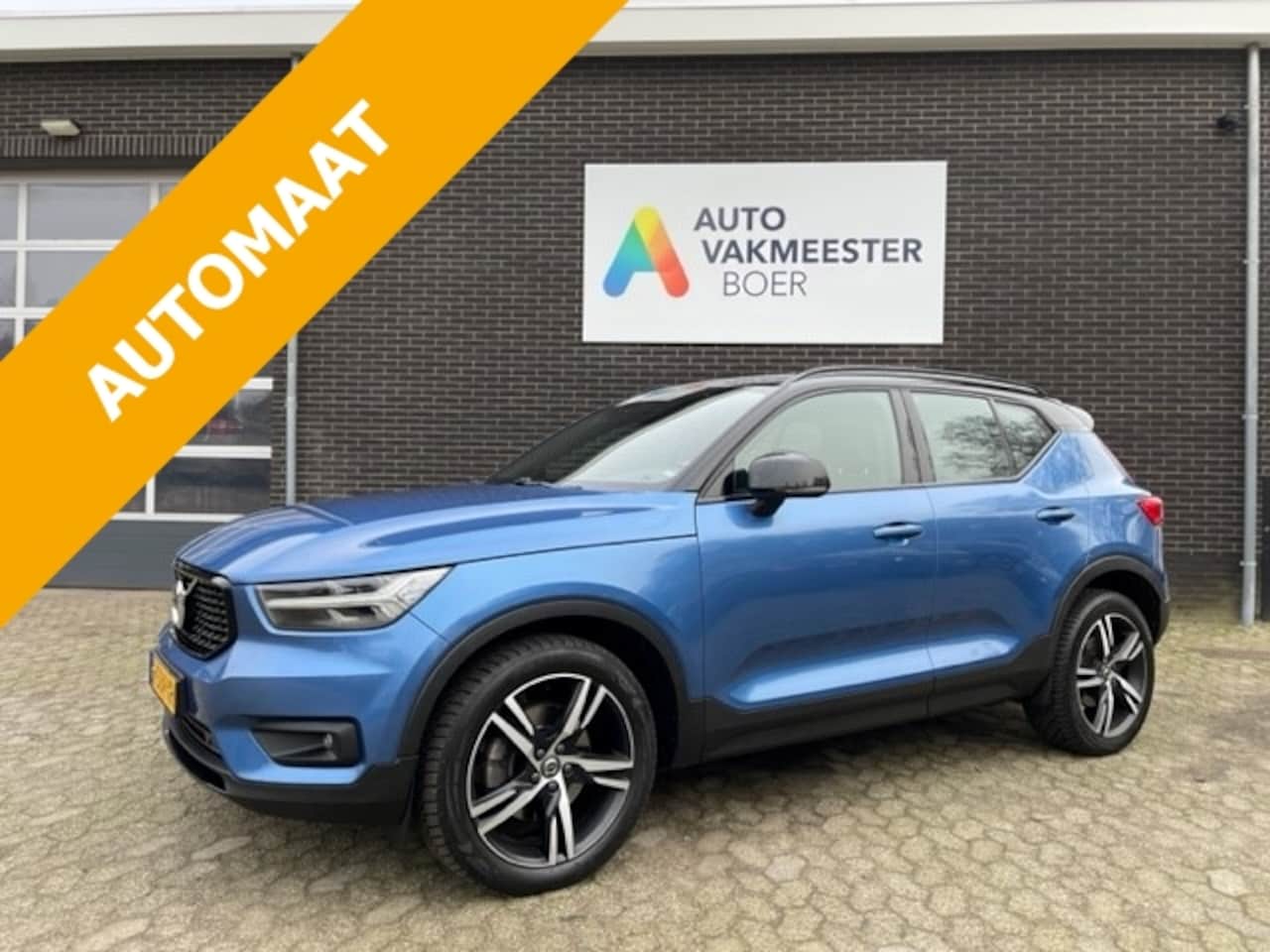 Volvo XC40 - T5 247PK AWD GEARTRONIC R-DESIGN / TREKHAAK / CAMERA - AutoWereld.nl
