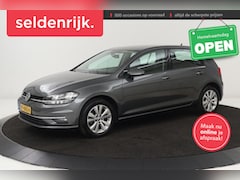 Volkswagen Golf - 1.0 TSI Comfortline | Carplay | Navigatie | Adaptive cruise | Climate control | PDC | Blue