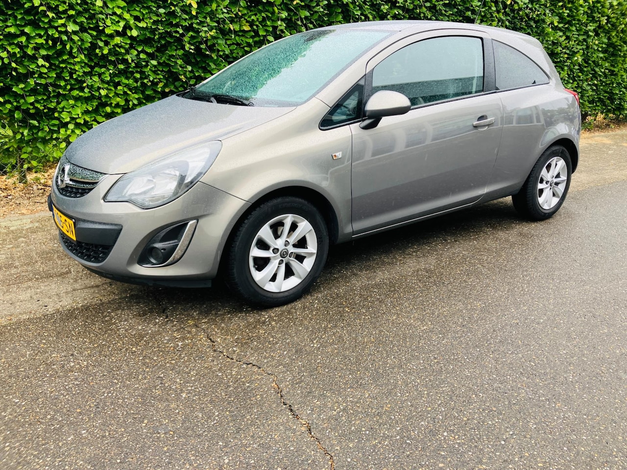 Opel Corsa - 1.4-16V Enjoy 1.4-16V Enjoy - AutoWereld.nl