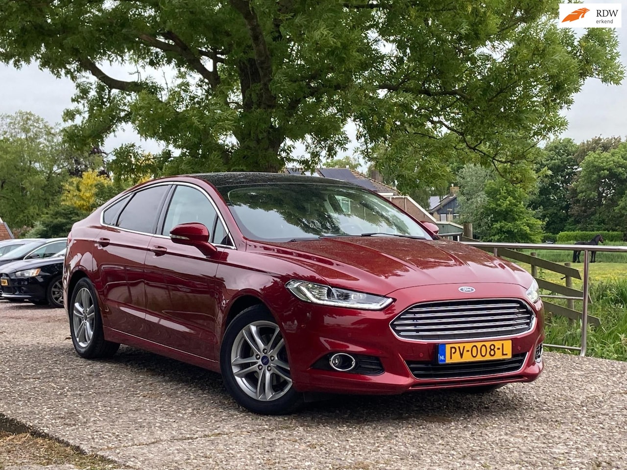 Ford Mondeo - 1.5 Titanium Lease Edition | Pano + Cruise + Stoel vrw. + Dealer O.H. nu 13975,-!!! - AutoWereld.nl