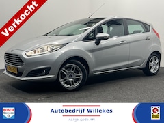 Ford Fiesta - 1.0 Titanium | TREKHAAK | CLIMA | BLUETOOTH | PARKEERSENSOREN |