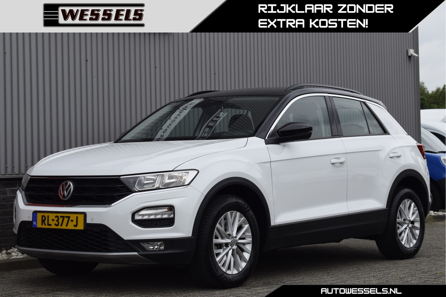 Volkswagen T-Roc - 1.0 TSI Style Adaptive cruise, Trekhaak, Navi, Carplay - AutoWereld.nl