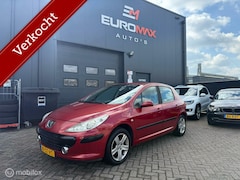 Peugeot 307 - 2.0-16V XSI. Apk: 08-04-2026