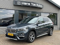 BMW X1 - SDrive18i AUT High Executive Panorama / HUD / Trekhaak /Leer