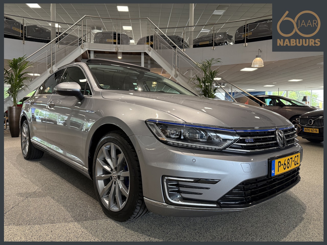 Volkswagen Passat - 1.4 TSI GTE Highline 1.4 TSI GTE Highline, Pano, Adaptive, Camera - AutoWereld.nl