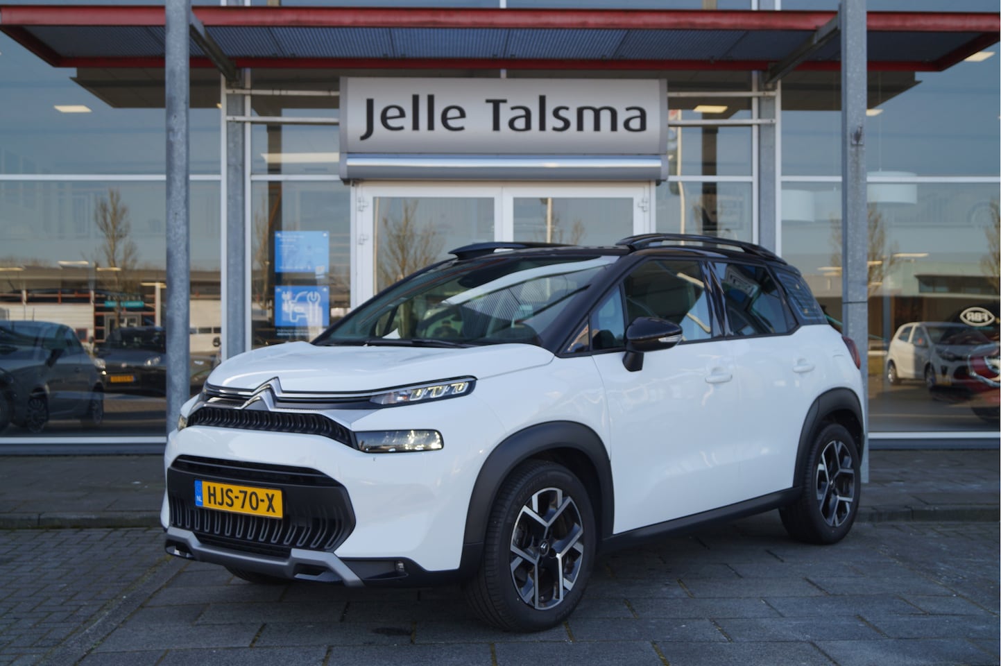 Citroën C3 Aircross - 1.2 PureTech 110 Feel | Leren bekleding | Panoramadak | Stoelverwarming | Navigatie - AutoWereld.nl