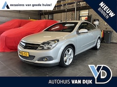 Opel Astra TwinTop - 1.8 Cosmo | NL Auto/3e Eig./Airco/Leder/Bluetooth/Stoelverwarming/PDC