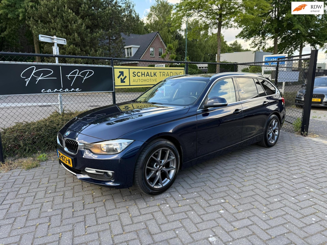 BMW 3-serie Touring - 316i Executive|Trekhaak|NW APK|Cruise| - AutoWereld.nl