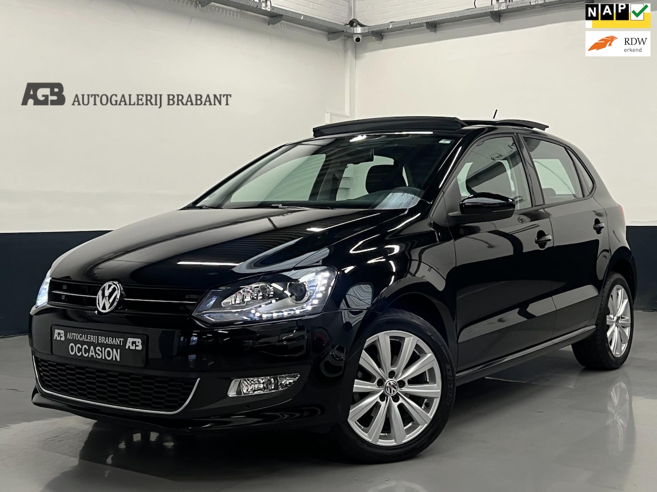 Volkswagen Polo - 1.2 TSI Highline Pano/Cruise/PDC/Carplay - AutoWereld.nl