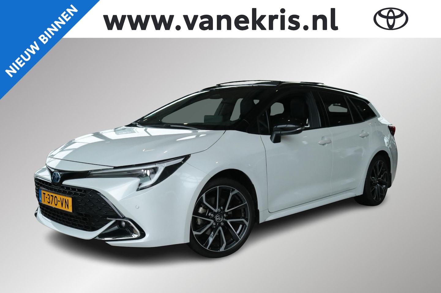 Toyota Corolla Touring Sports - Hybrid 200 Premium, Pano-dak, Trekhaak, JBL - AutoWereld.nl