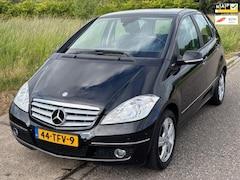 Mercedes-Benz A-klasse - 160 Business Class Avantgarde 5-Drs Automaat Airco Audio-CD/MP3 LMV 16" PDC Cruisecontrol