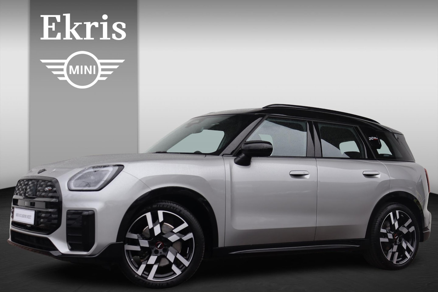 MINI Countryman - Mini E John Cooper Works S 66.5 kWh 20" LMV/ Stuurwiel verwarming/ Comfort Access/ Stoelve - AutoWereld.nl