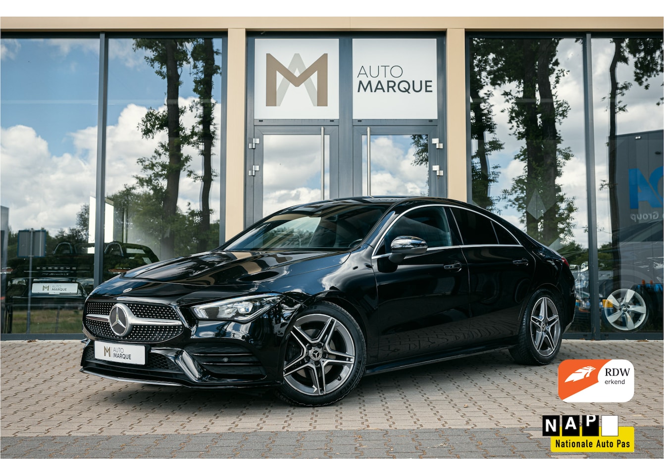 Mercedes-Benz CLA-Klasse - 180 Aut. 136PK | Business Solution Luxury AMG | Navigatie incl. Apple CarPlay | LED | 18" - AutoWereld.nl