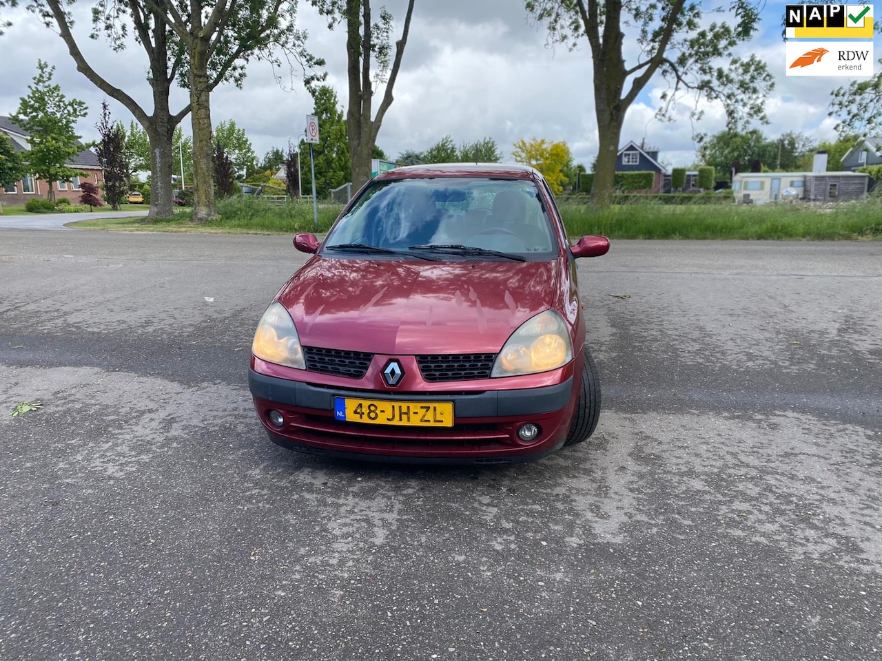 Renault Clio - 1.6-16V Privilège 1.6-16V Privilège - AutoWereld.nl