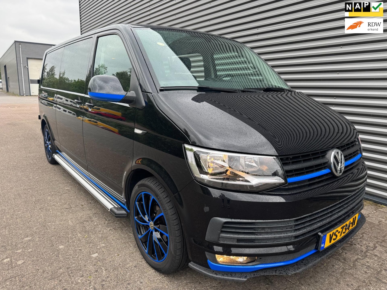 Volkswagen Transporter - 2.0 TDI L2H1 Highline Leer 2x Schuifdeur 140PK Cruise ctrl Trekhaak NW APK - AutoWereld.nl