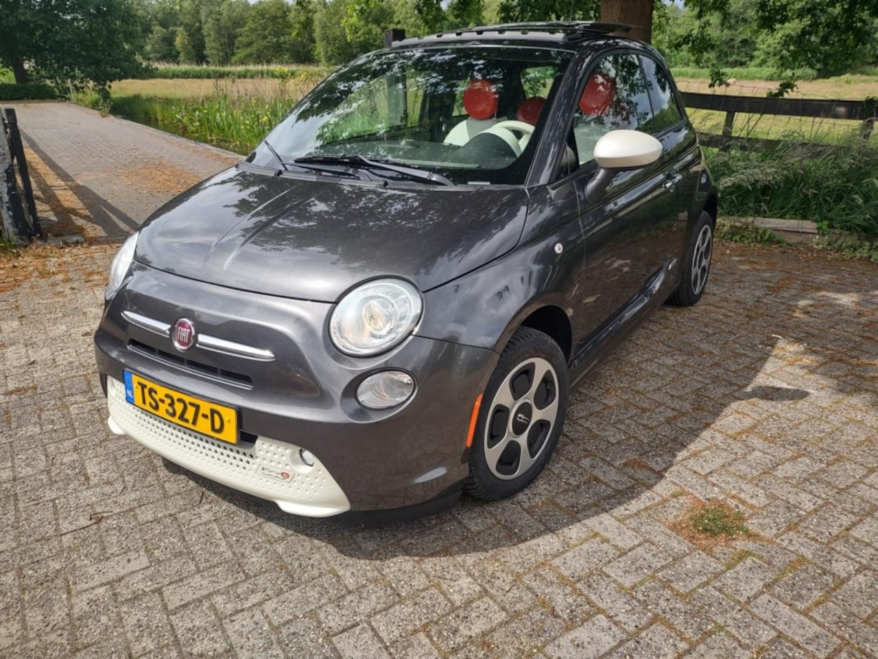 Fiat 500 - E- SunRoof- Super aanbieding- Rijklaar - AutoWereld.nl