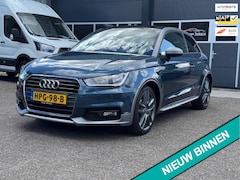Audi A1 allstreet - 1.0 TFSI uitvoering/ panodak/clima controll/cruise/led