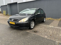 Peugeot 307 - 1.6-16V XT Premium