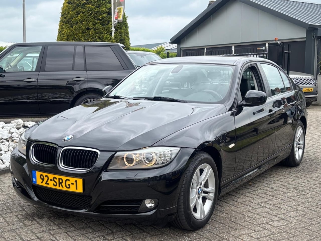 BMW 3-serie - 318i Luxury Line Sedan 2011 Dealer Onderhouden - AutoWereld.nl