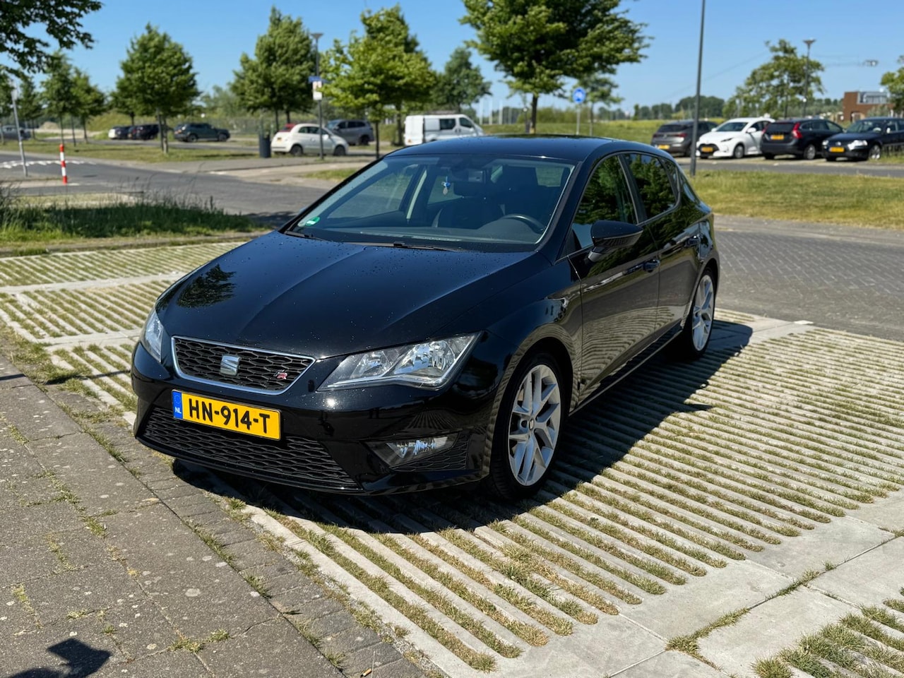 Seat Leon - 1.4 TSI FR 125 PK 18INCH FR/PDC ACHTER/NAVI - AutoWereld.nl