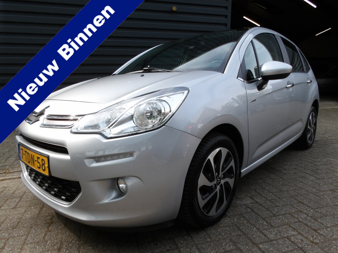 Citroën C3 - 1.2 VTi Exclusive Navi Clima Trekhaak PDC - AutoWereld.nl